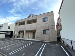 外観写真（昼）