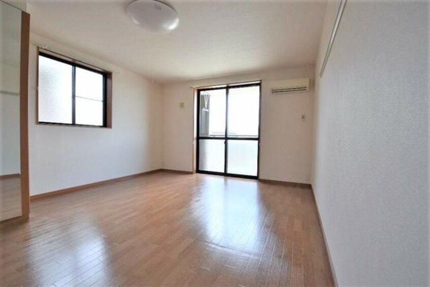  関西本線（東海）/春田駅 徒歩36分 2階 築19年