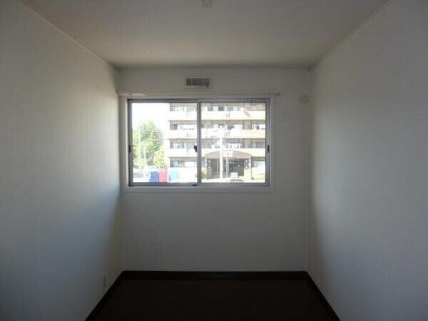  関西本線（東海）/春田駅 徒歩12分 2階 築17年