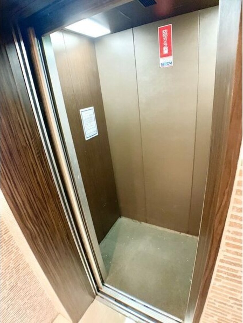  名古屋市営地下鉄鶴舞線/大須観音駅 徒歩7分 5階 築39年