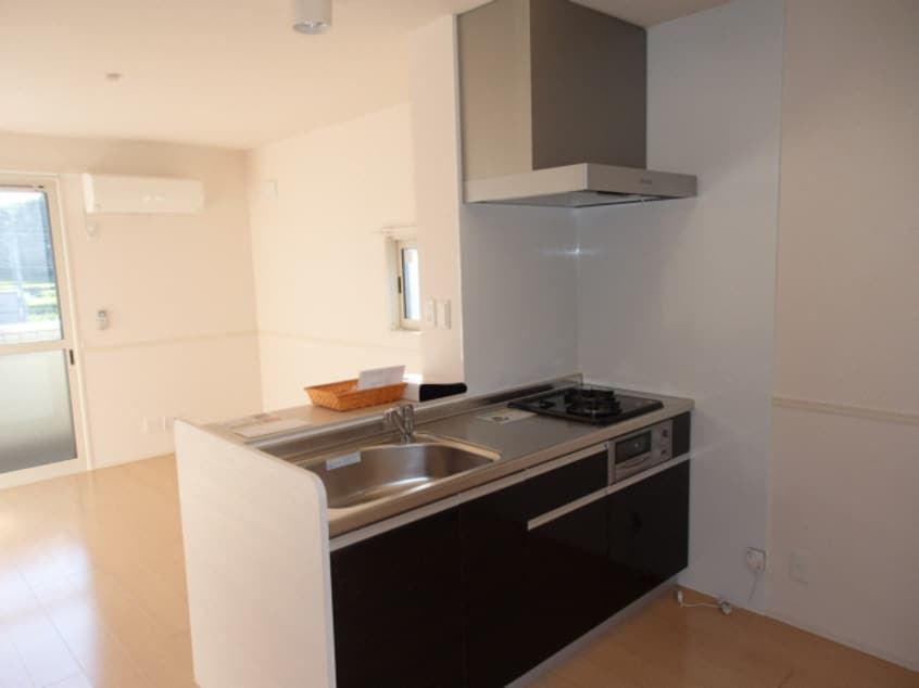 室内写真は別部屋の写真です。 eterno