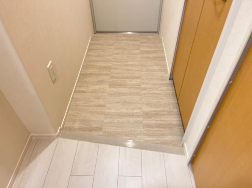 玄関 White Lord 錦