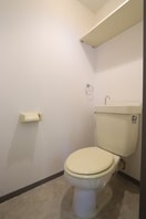 ※別部屋のお写真で、現況優先と致します。 名古屋臨海高速鉄道<あおなみ線>/荒子川公園駅 徒歩15分 1階 築36年