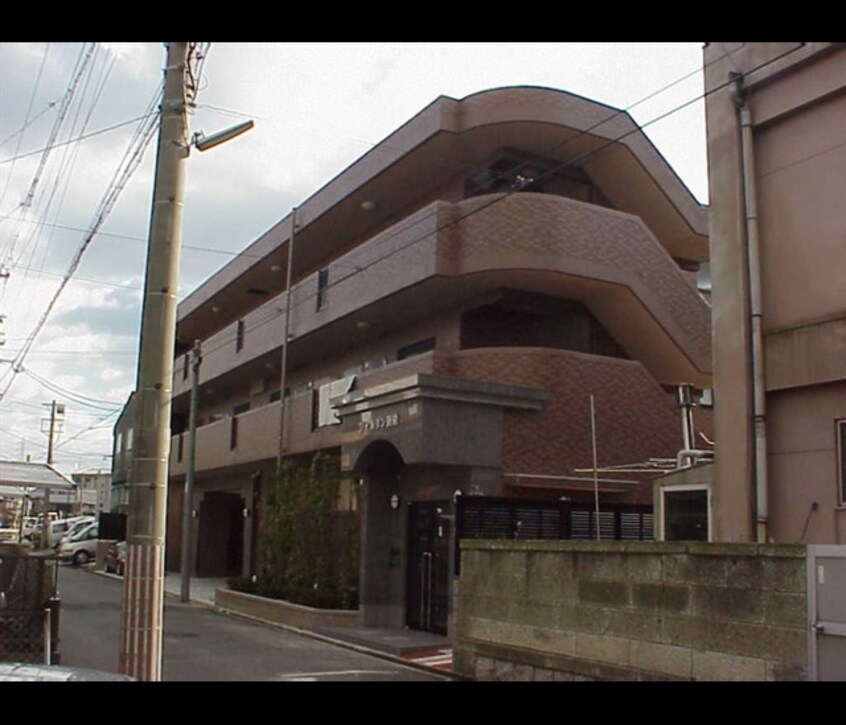  ジャルダン新栄