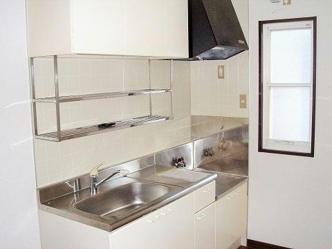 室内写真は別部屋の写真です。 オランジュリコジマC棟