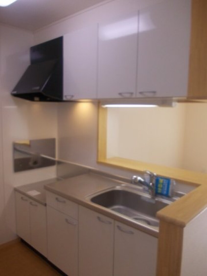  名鉄常滑線・空港線/道徳駅 徒歩10分 1階 築16年