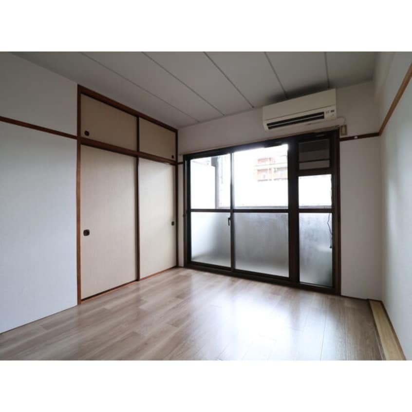  大黒マンション