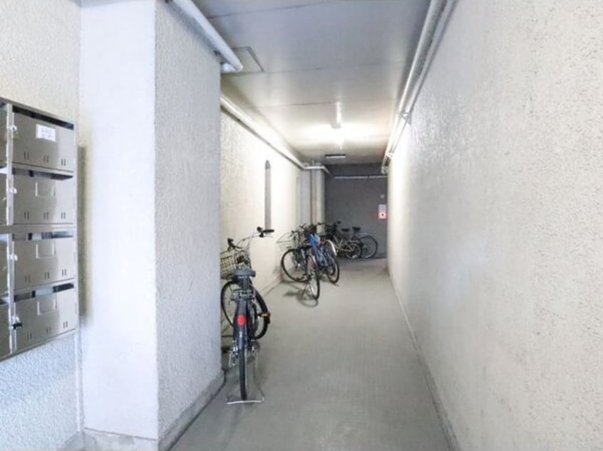  大黒マンション