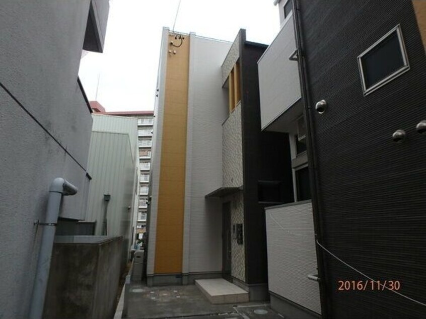  名古屋市営地下鉄東山線/新栄町駅 徒歩11分 1階 築9年