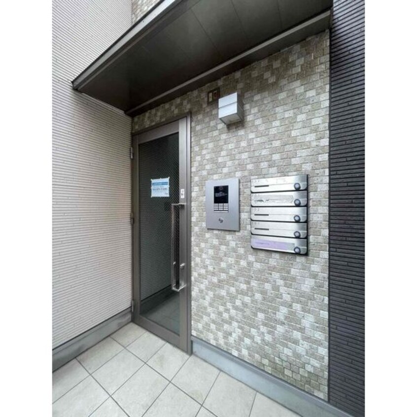  名古屋市営地下鉄東山線/新栄町駅 徒歩11分 1階 築9年