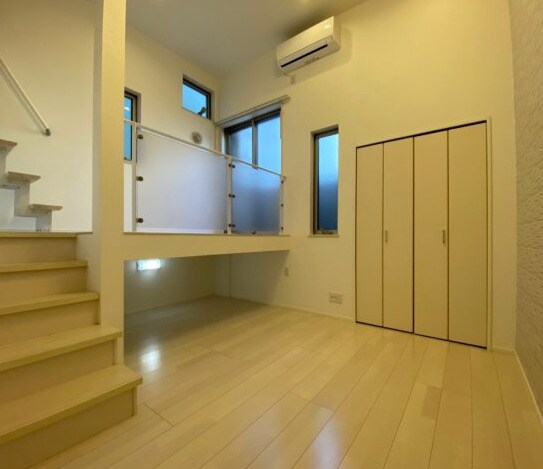  名古屋市営地下鉄東山線/新栄町駅 徒歩11分 1階 築9年