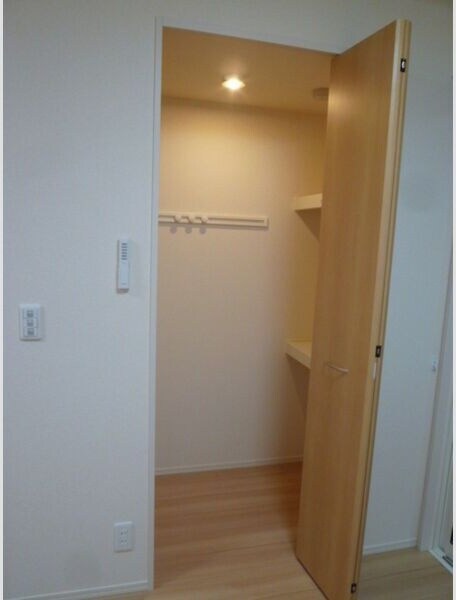  金山アイサンメゾン