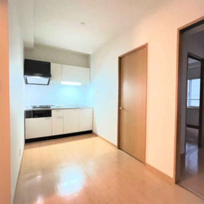 ※写真は同じマンションの違う部屋のものになります。 スリーウェイ金山