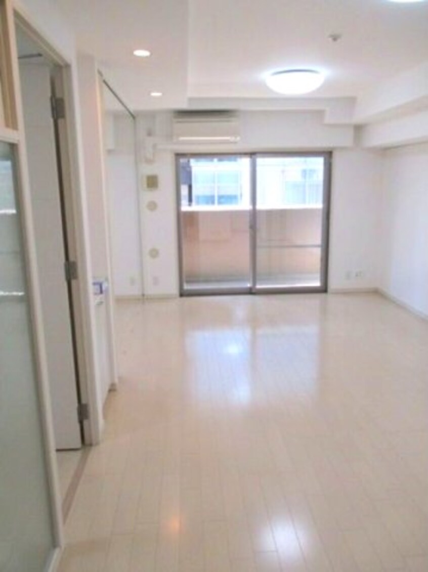 ※写真は同じマンションの違う部屋のものになります。 リエトコート丸の内