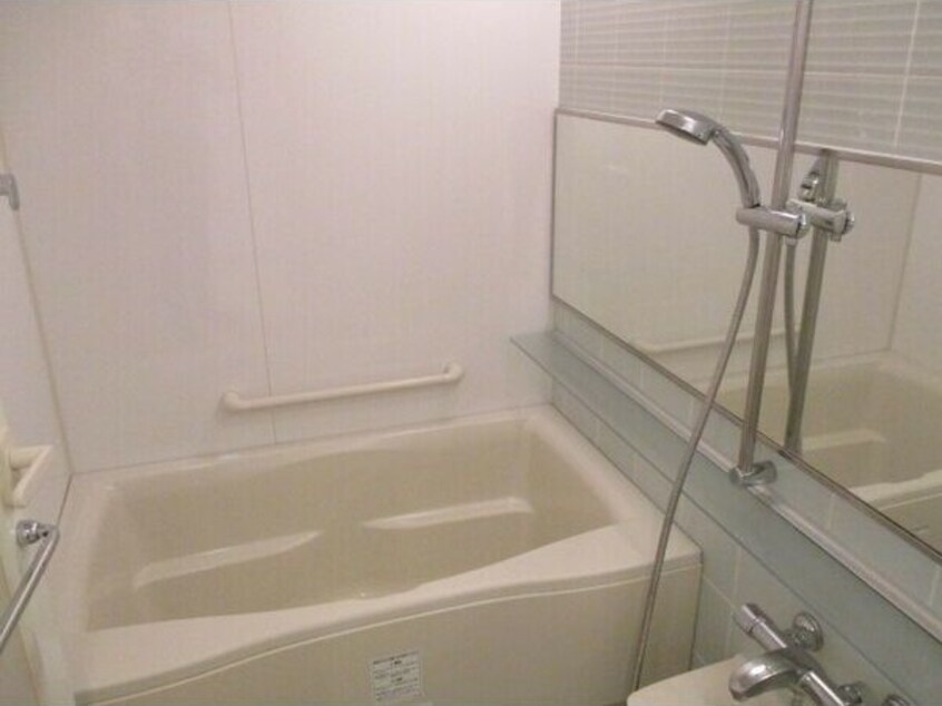 ※写真は同じマンションの違う部屋のものになります。 リエトコート丸の内