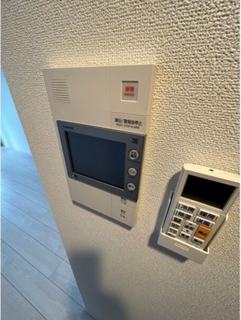 ※写真は同じマンションの違う部屋のものになります。 エス・キュート 丸の内