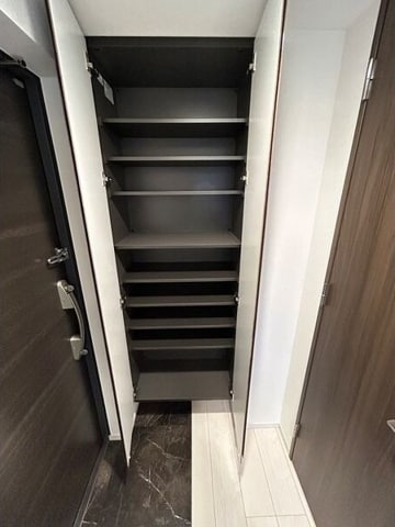 ※写真は同じマンションの違う部屋のものになります。 エス・キュート 丸の内