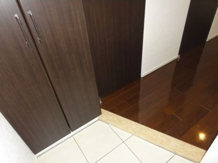  中央本線<中央西線>/鶴舞駅 徒歩10分 8階 築16年