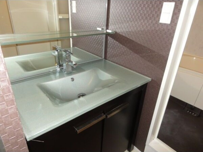  中央本線<中央西線>/鶴舞駅 徒歩10分 8階 築16年