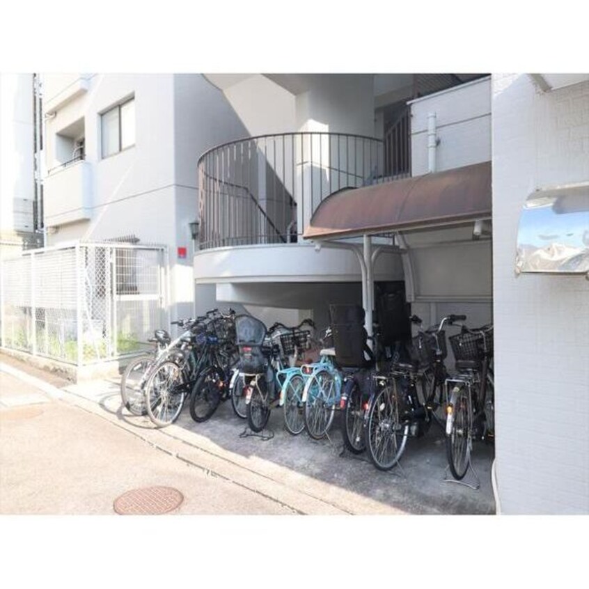  名古屋市営地下鉄東山線/藤が丘駅 徒歩11分 3階 築40年