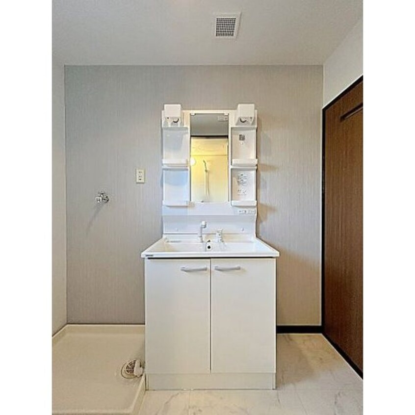  名古屋市営地下鉄東山線/上社駅 徒歩10分 1階 築34年