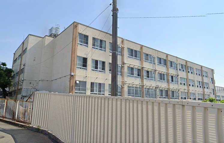 名古屋市立片平小学校(小学校)まで1256m 名鉄名古屋本線/鳴海駅 徒歩11分 3階 築46年