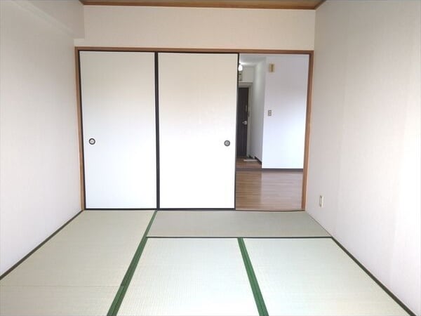  名古屋市営地下鉄桜通線/桜本町駅 徒歩6分 3階 築40年