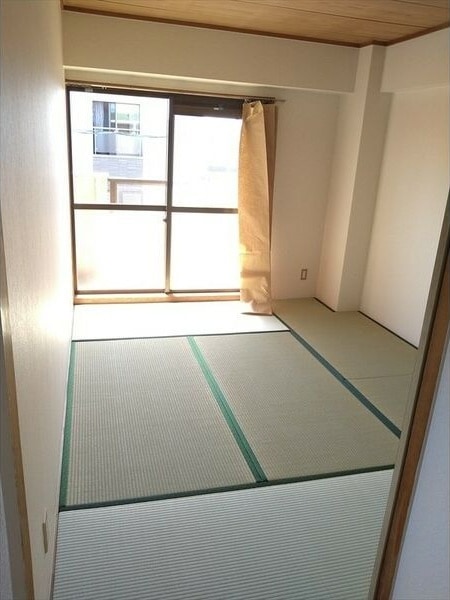  名古屋市営地下鉄桜通線/桜本町駅 徒歩6分 3階 築40年