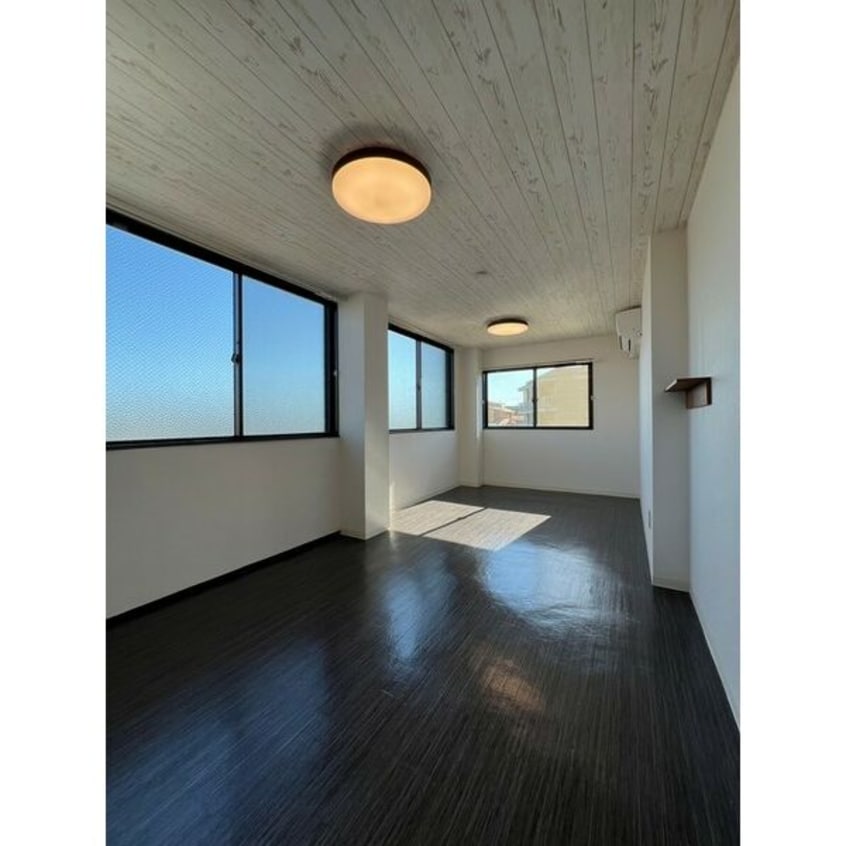  名古屋臨海高速鉄道<あおなみ線>/稲永駅 徒歩16分 3階 築37年