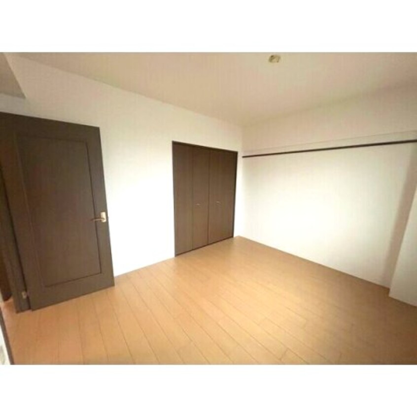  アネックス森岡Ⅲ