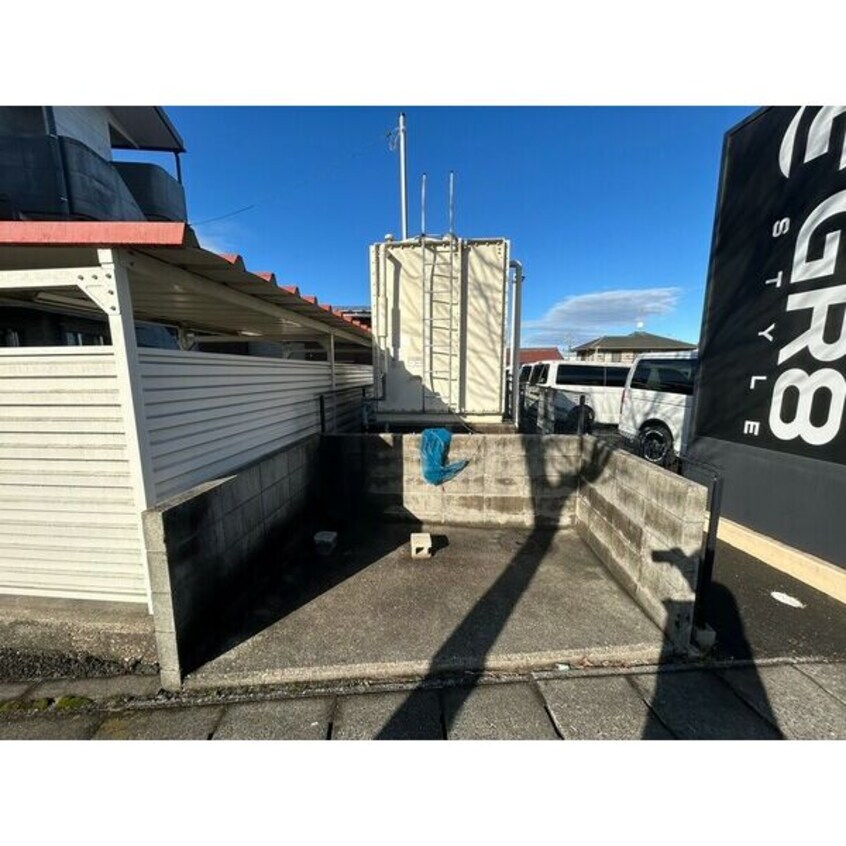  アネックス森岡Ⅲ