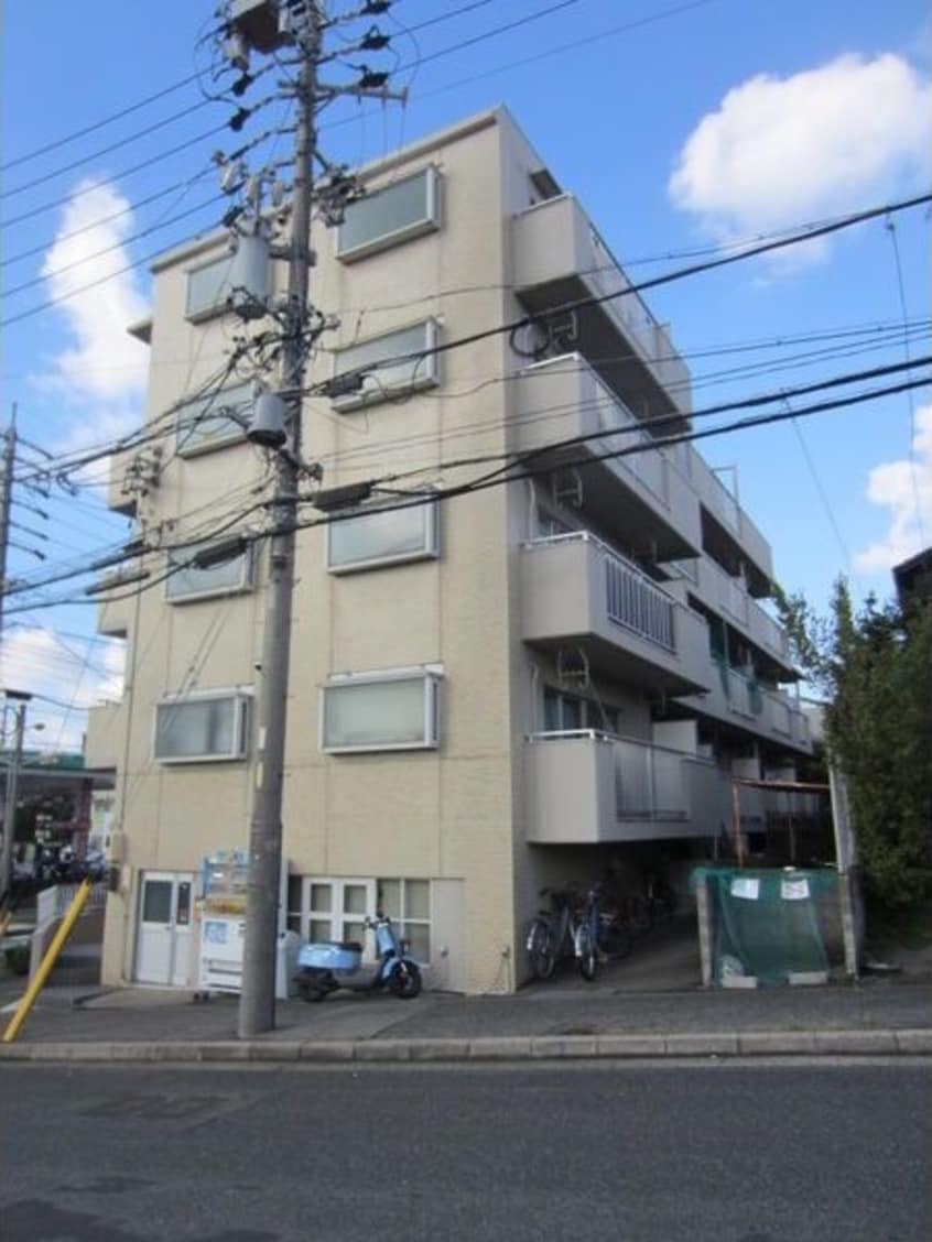  名古屋市営地下鉄鶴舞線/植田駅 徒歩28分 4階 築38年