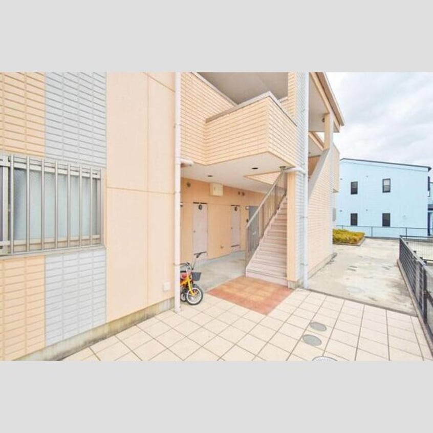  名古屋市営地下鉄桜通線/徳重駅 徒歩27分 2階 築16年