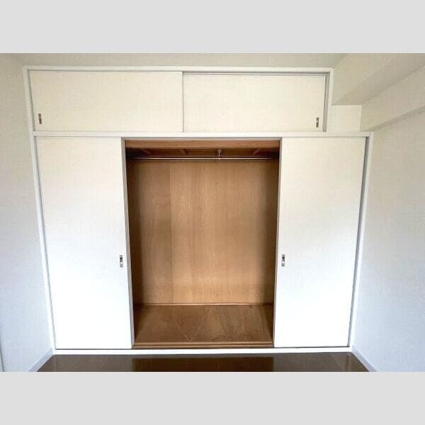  名古屋市営地下鉄鶴舞線/植田駅 徒歩25分 2階 築35年