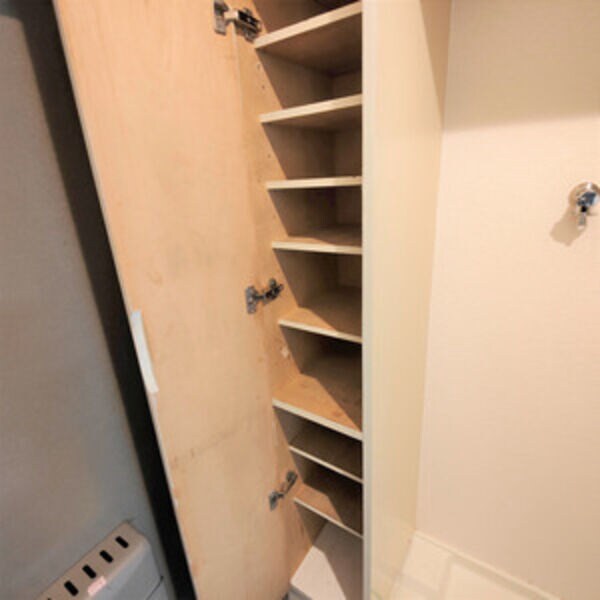  名鉄常滑線・空港線/豊田本町駅 徒歩8分 2階 築37年