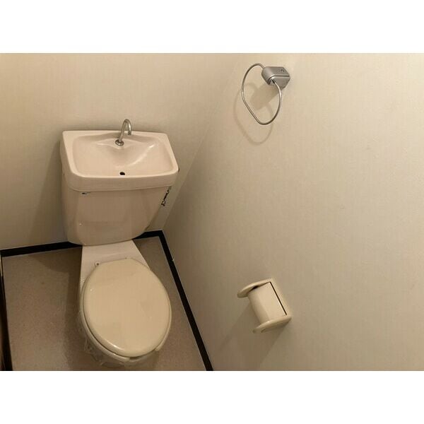  名古屋市営地下鉄東山線/本郷駅 徒歩25分 3階 築33年