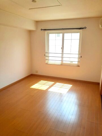  マ－ベラス新知台　Ｂ棟