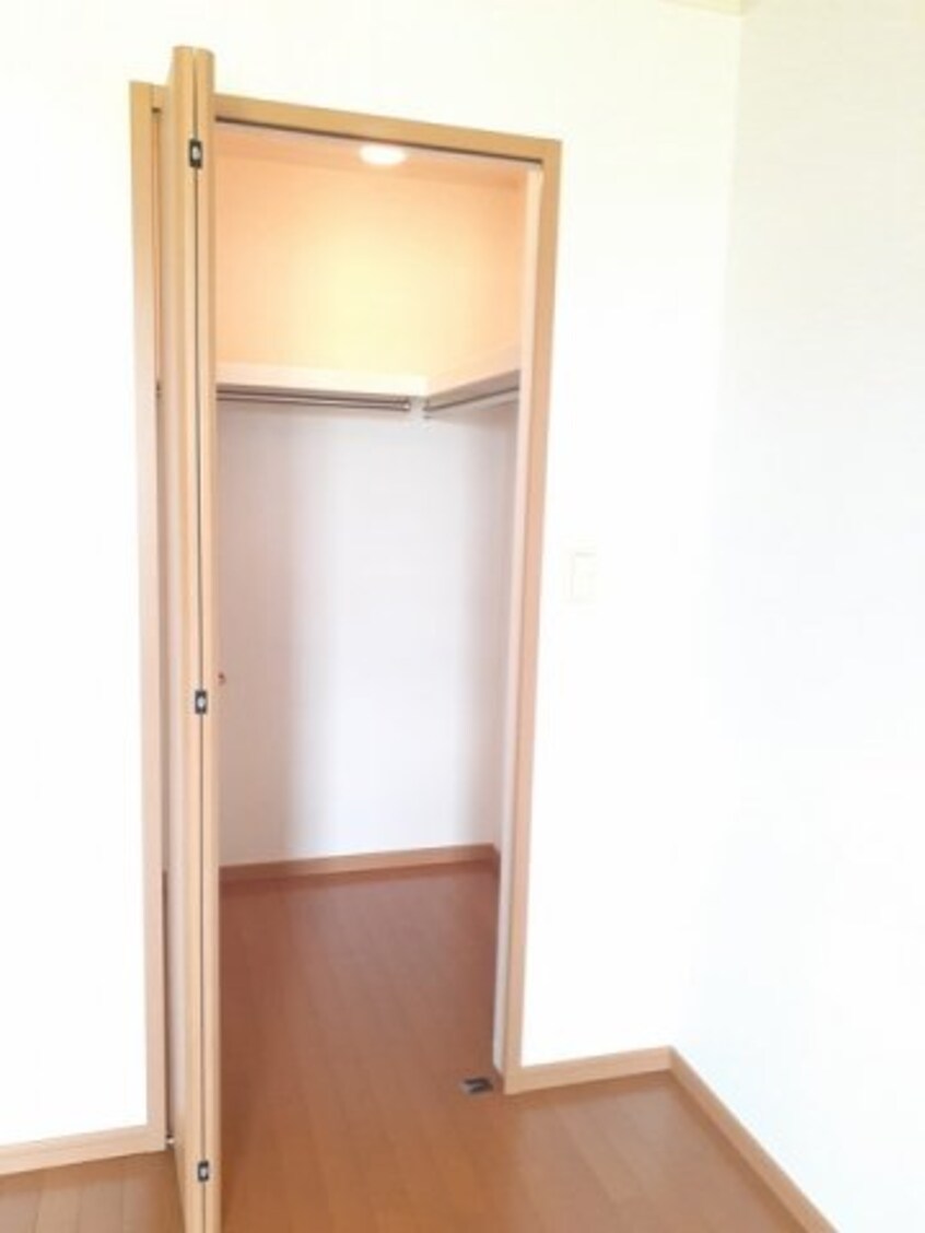  マ－ベラス新知台　Ｂ棟