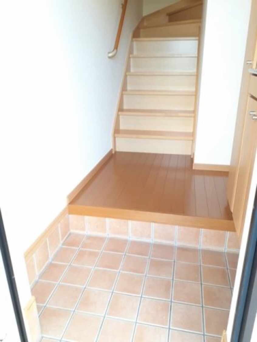  マ－ベラス新知台　Ｂ棟