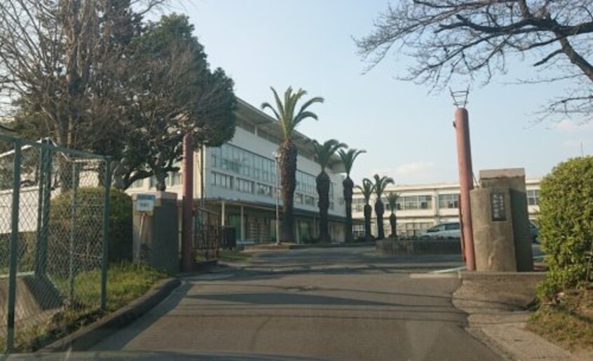 東海市立名和小学校(小学校)まで765m 名鉄常滑線・空港線/名和駅 徒歩19分 3階 築21年