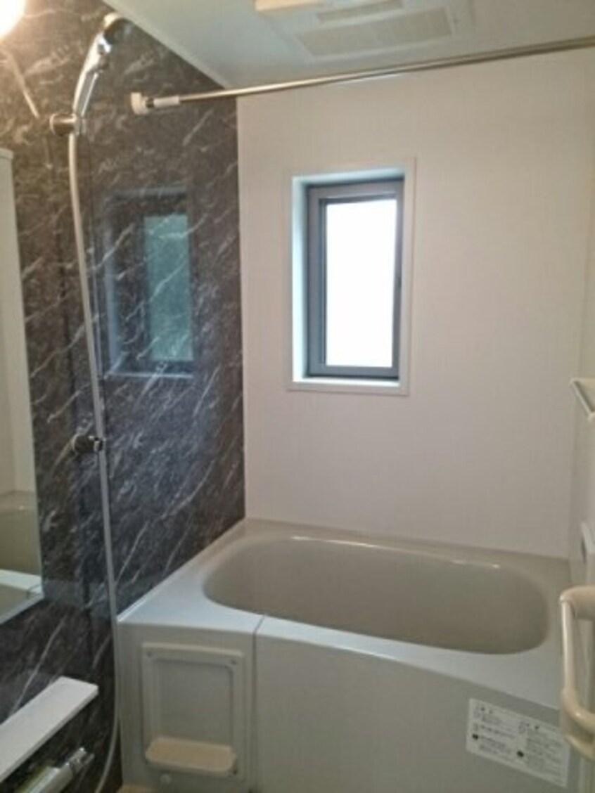  名古屋市営地下鉄桜通線/鳴子北駅 徒歩15分 2階 築5年