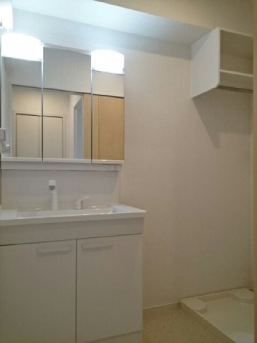  名古屋市営地下鉄桜通線/鳴子北駅 徒歩15分 2階 築5年