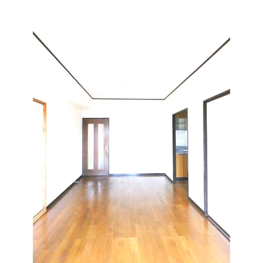  ランドマーク・一社