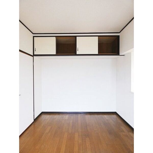  ランドマーク・一社