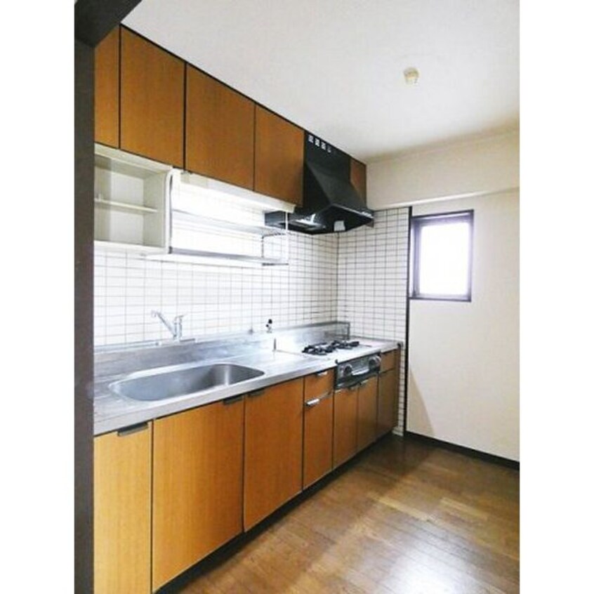  ランドマーク・一社