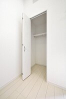  名古屋市営地下鉄名城線/志賀本通駅 徒歩8分 2階 築9年