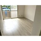  ファミール・エル