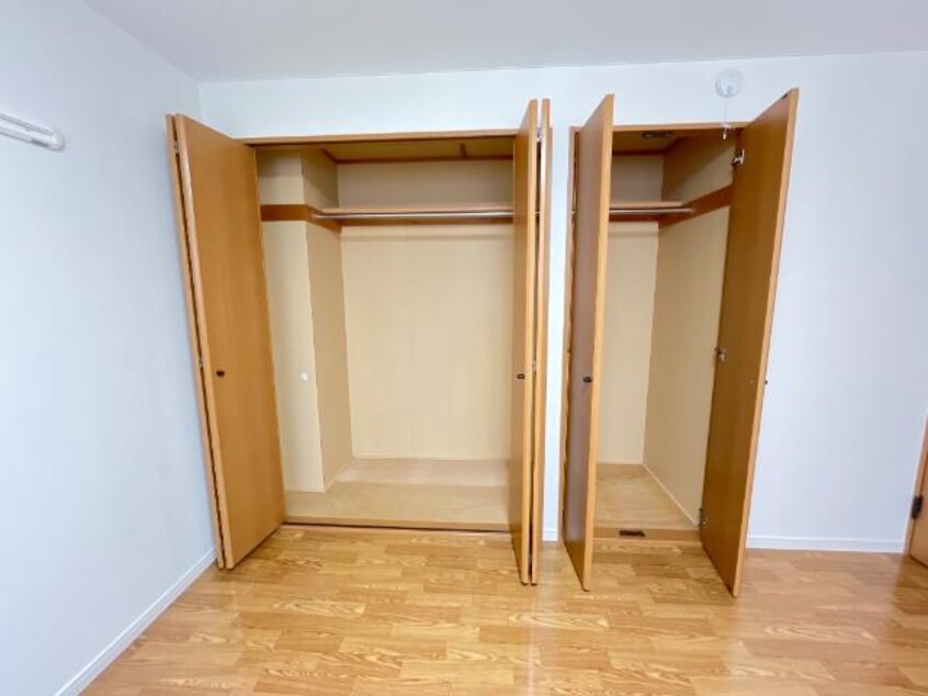 クローゼット エメラルド・ノービレⅢ