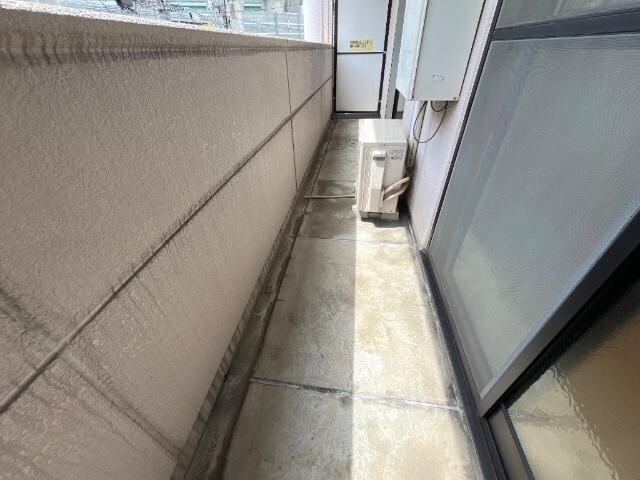 ベランダ エメラルド・ノービレⅢ