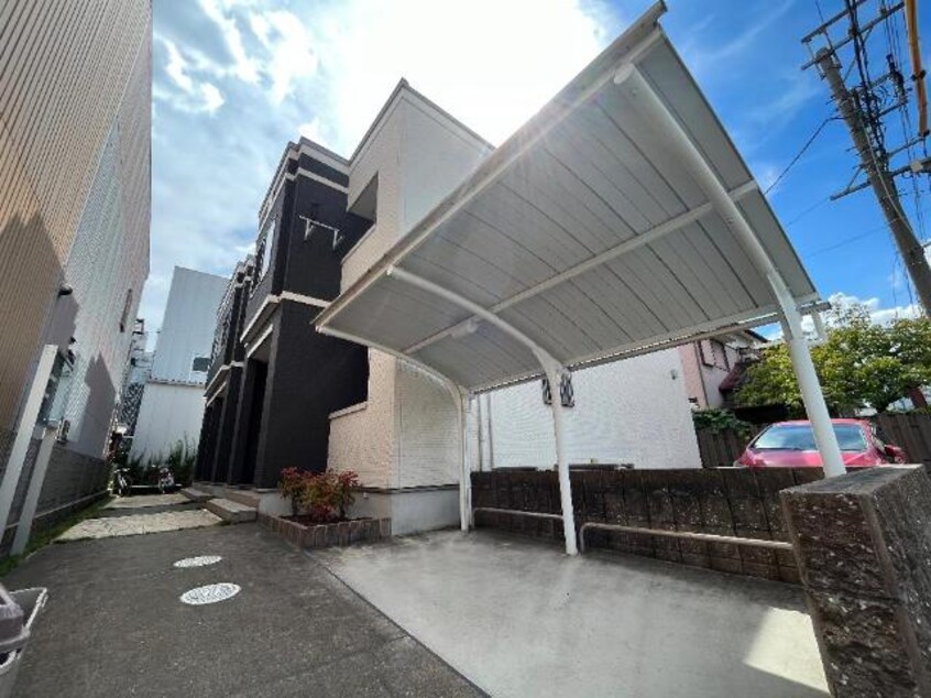 外観写真（昼） カルマ　スパーチオ城北